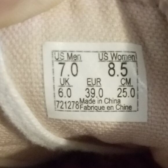 Van's Old Skool Embossed Sidewall Leather Shoes *send offers* - Picture 7 of 7